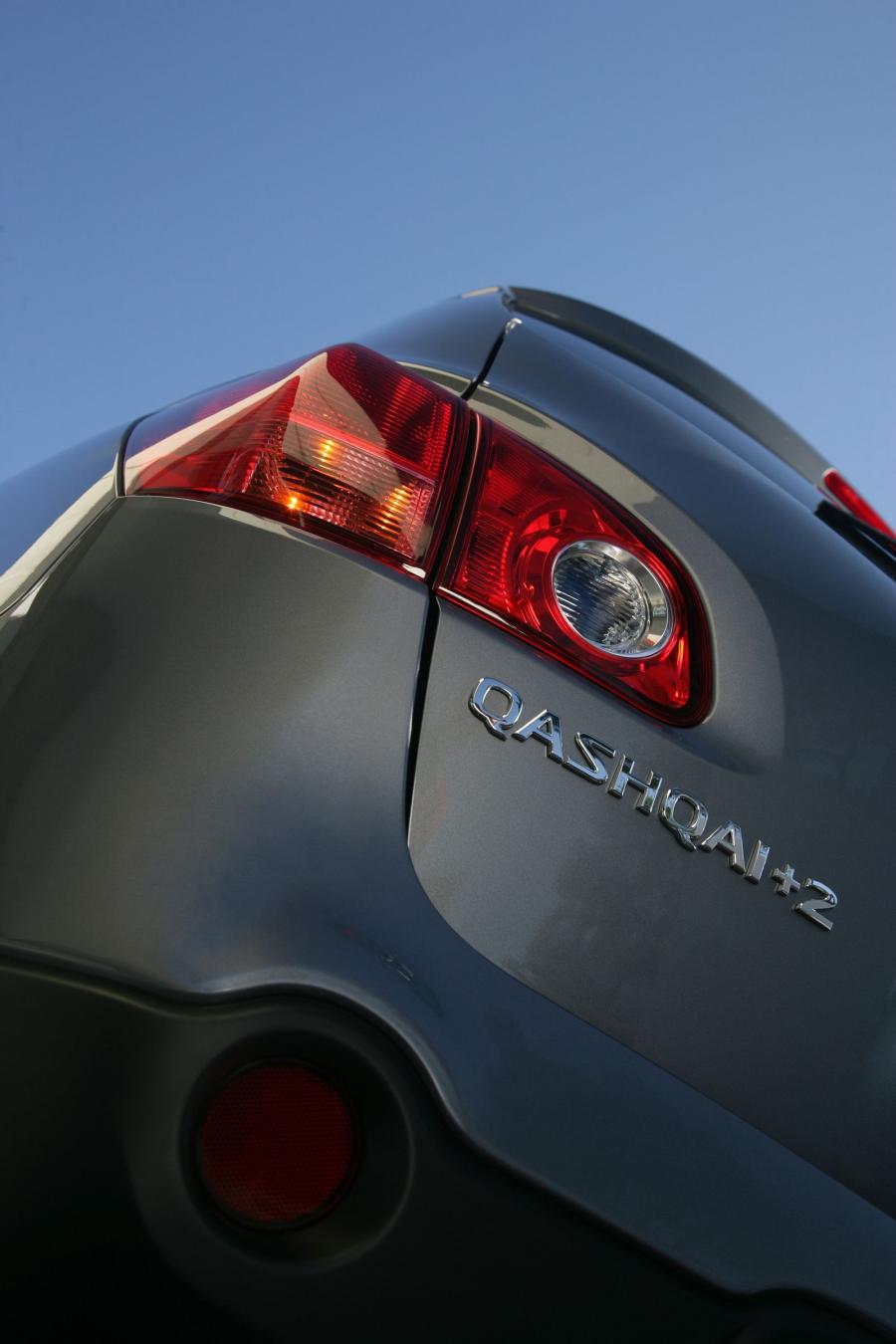  Nissan Qashqai 2 2009 года  (фото 12 из 51)